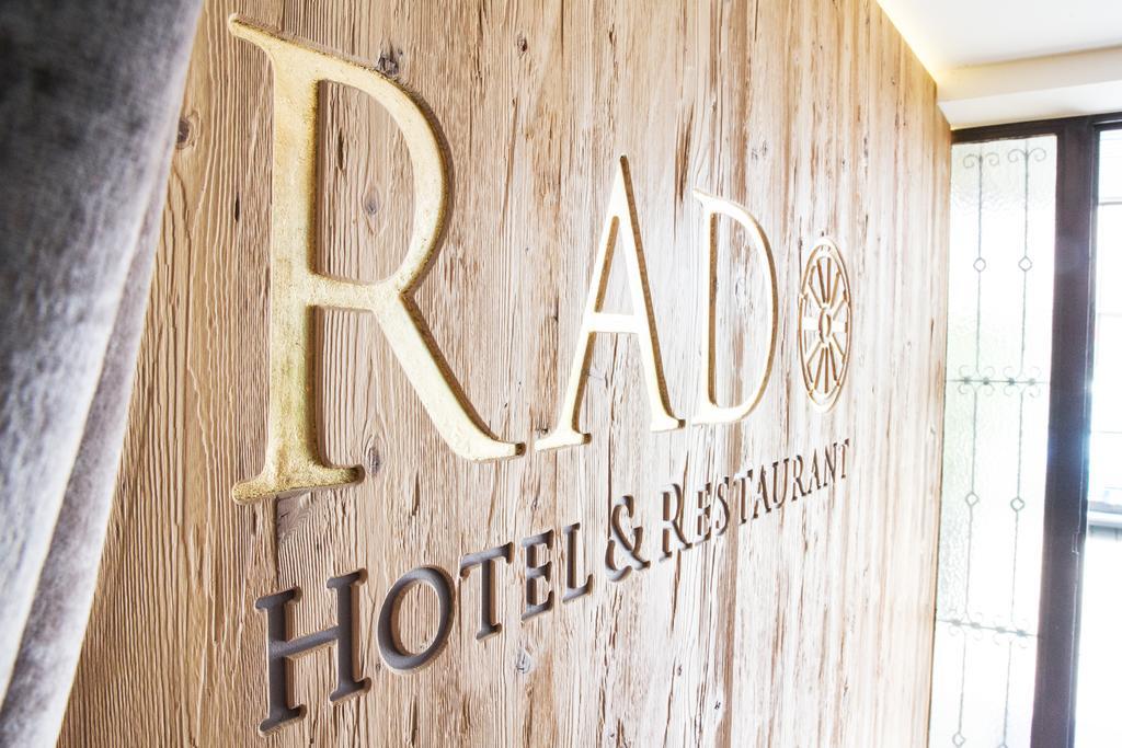 Hotel Rad 테트낭 외부 사진